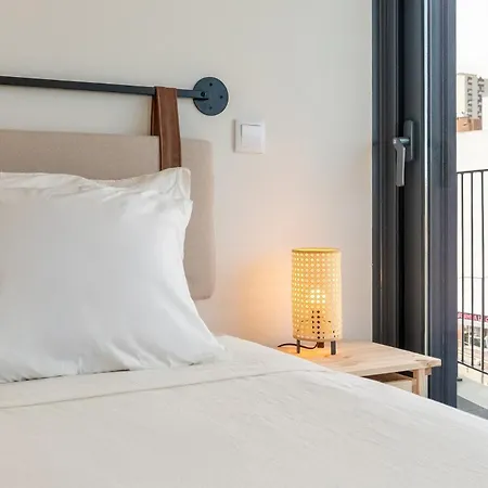 Guestready - Modern Retreat With Balcony Views * Lisbona